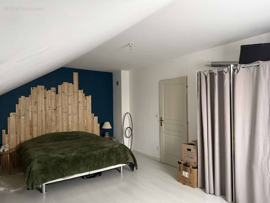 Maison à VILLE-SUR-ILLON