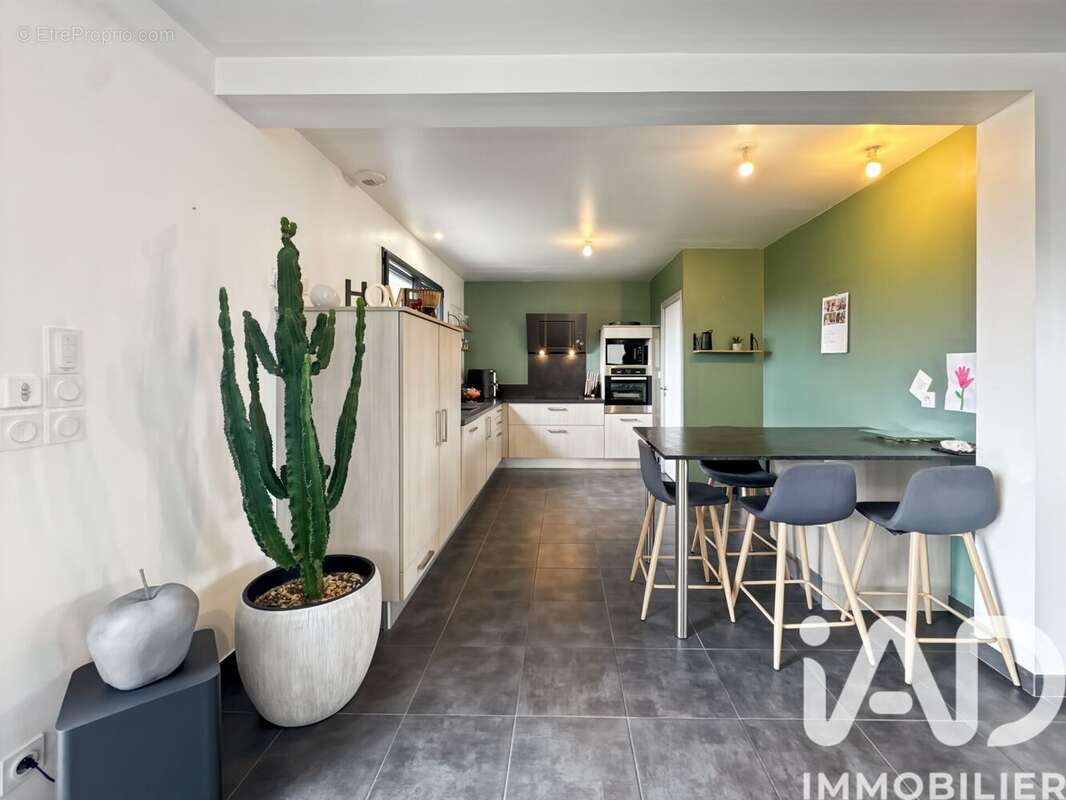 Photo 7 - Maison à BONCHAMP-LES-LAVAL