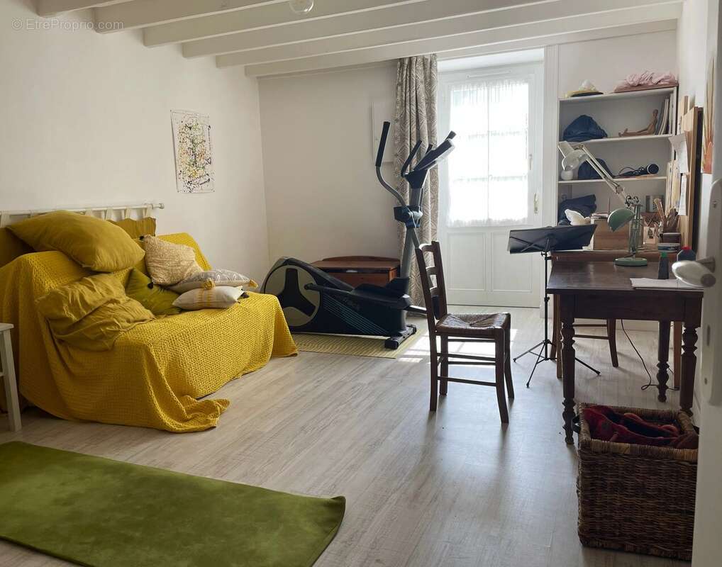 Maison de village de caractère à proximité de Saintes - photo 8