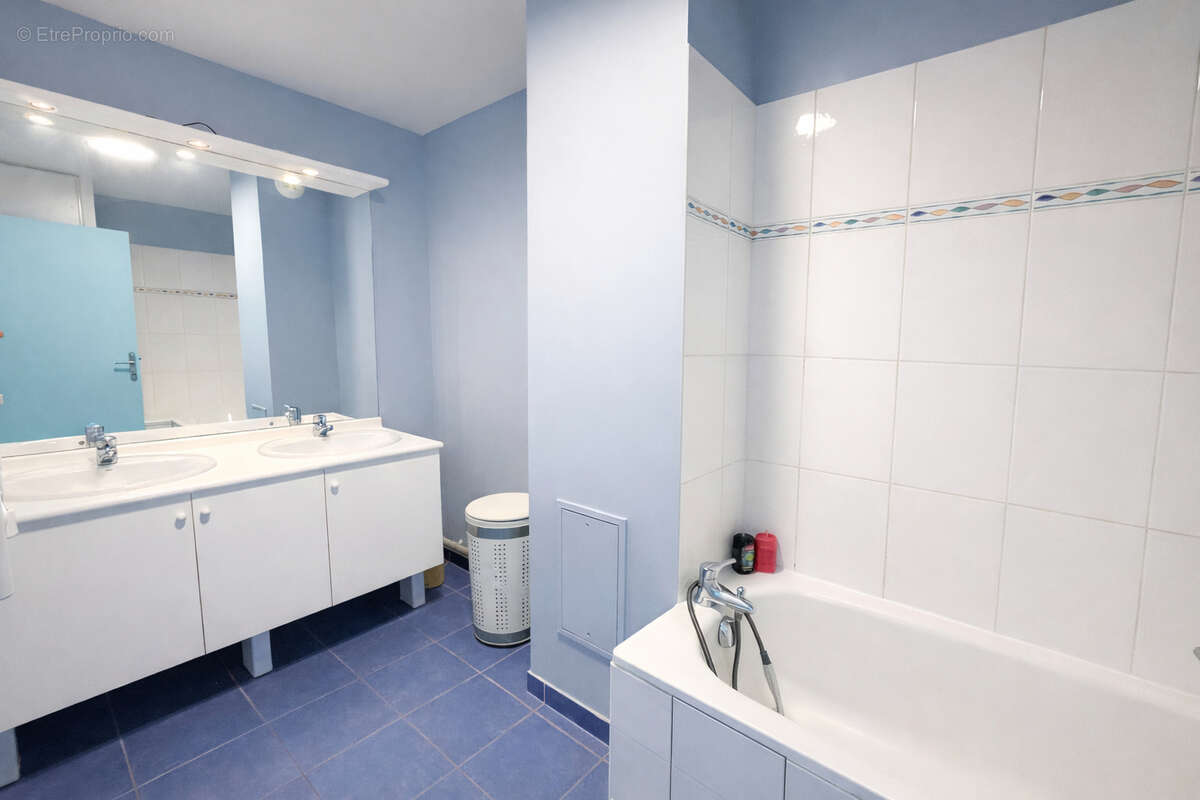 Appartement à NEUILLY-PLAISANCE