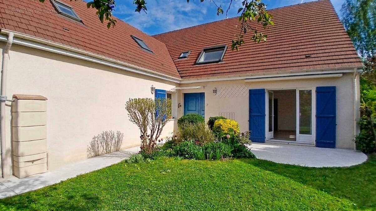 Maison à MARCOUSSIS