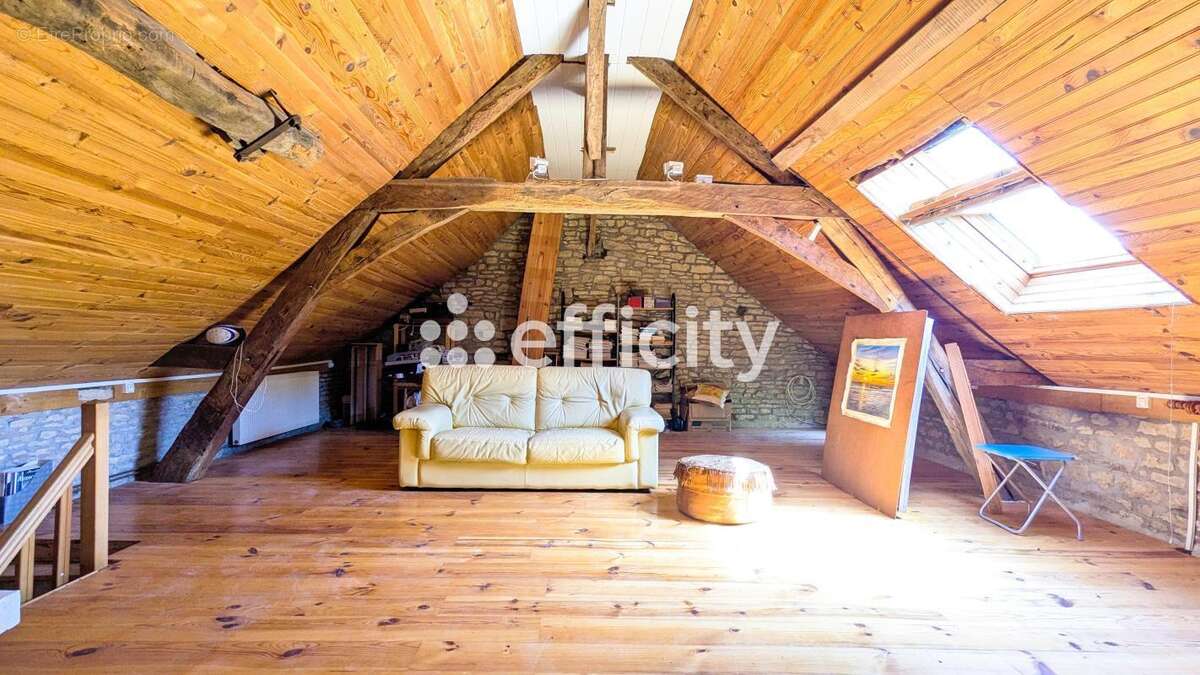 Maison 145 m² à Cruzille  - photo 15