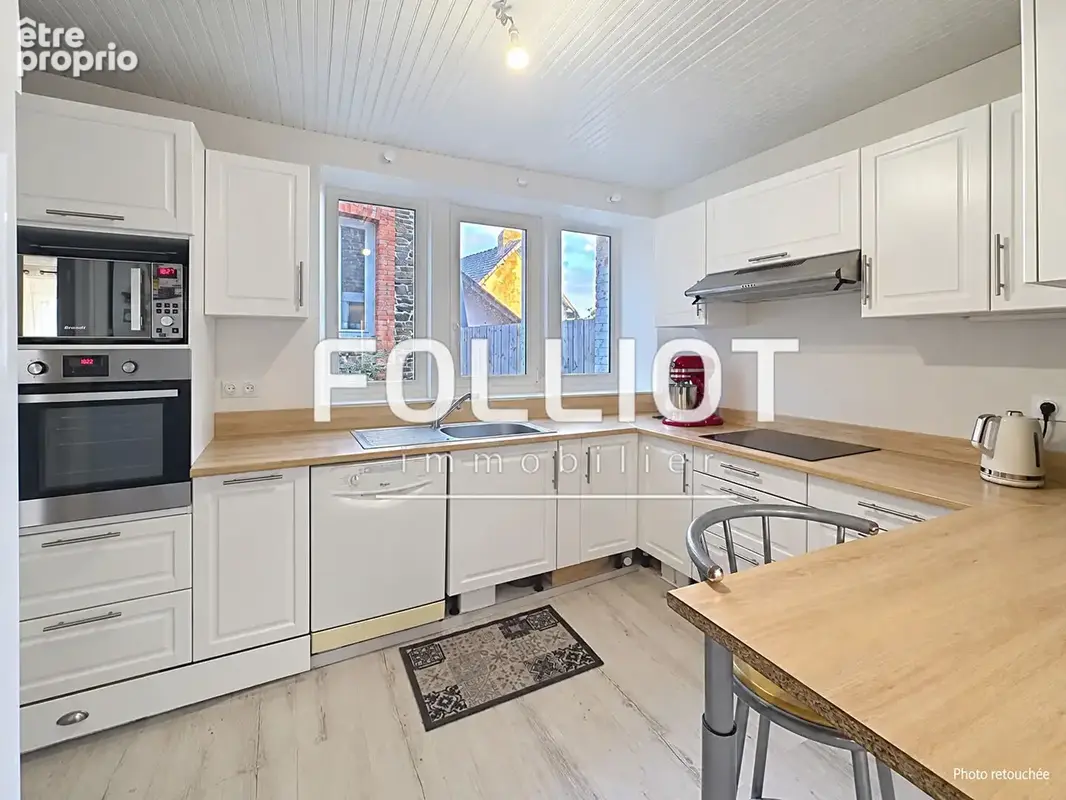 Immeuble au coeur de Cérences ? Vente interactive dès 169 000 - photo 3