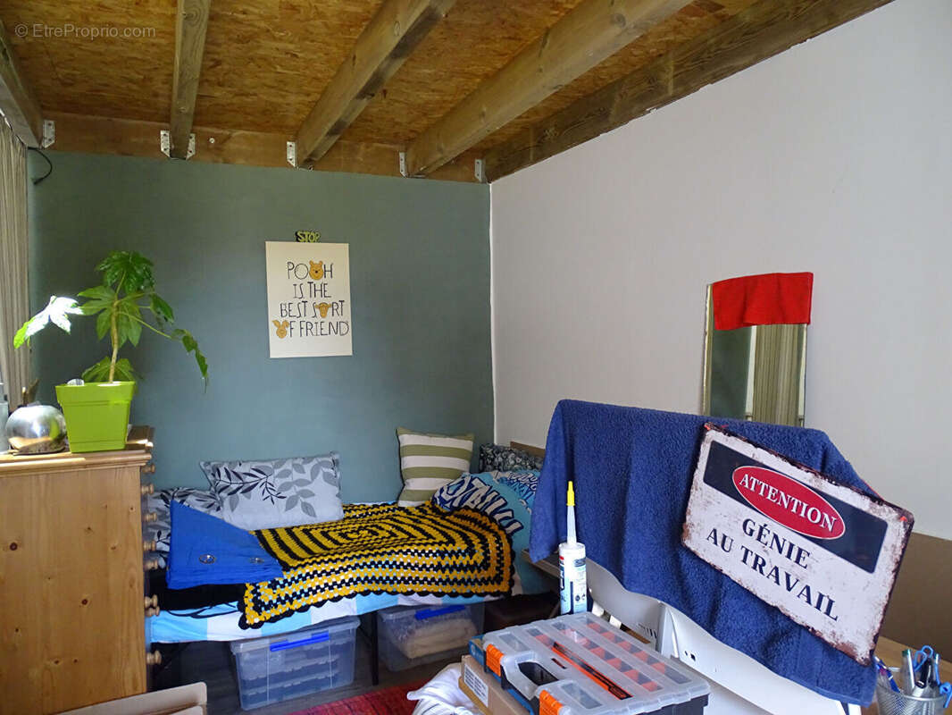 FINISTÈRE. Maison de village de caractère avec potentiel de rénovation au coeur de Collorec - photo 7