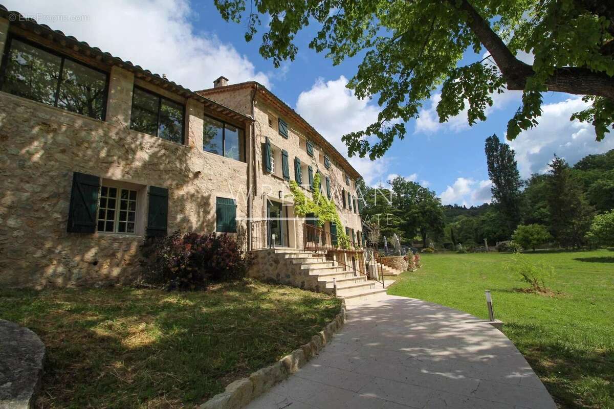 Maison à CALLIAN