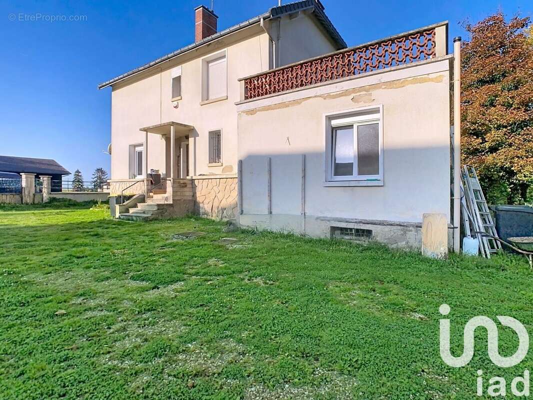 Photo 2 - Maison à GOURGANCON