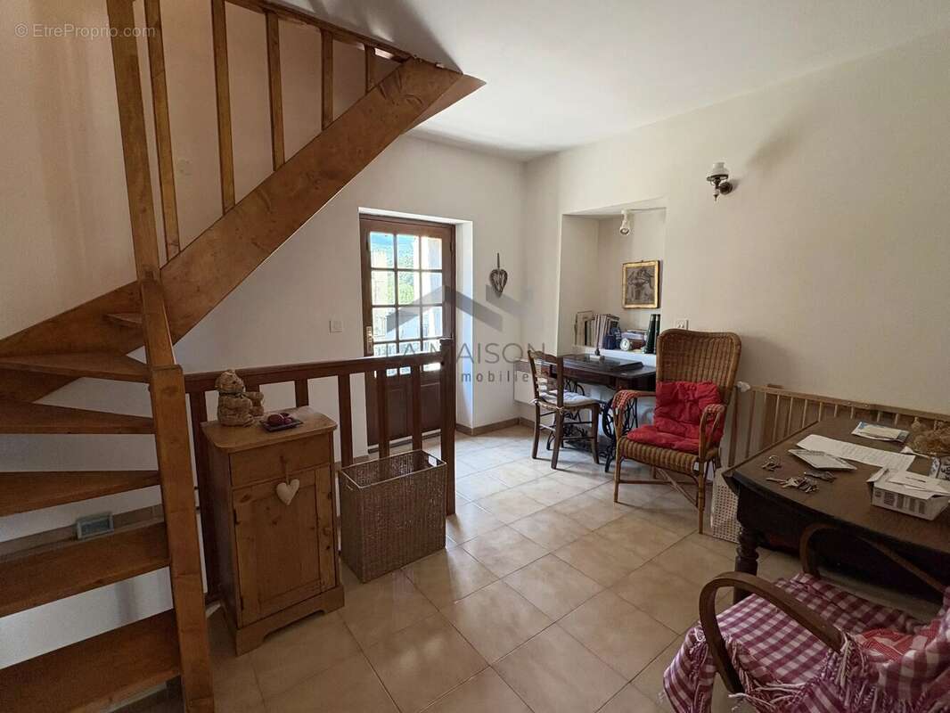 Maison de village en pierre à vendre à Muratello - photo 11