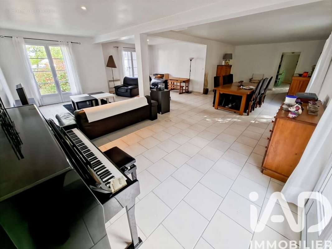 Photo 3 - Maison à VINEUIL