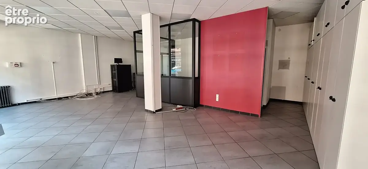 Local commercial - centre ville - photo 3