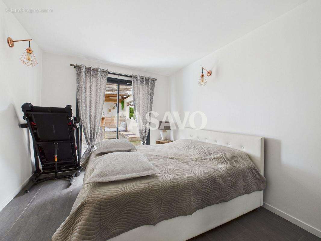 Maison à REVENTIN-VAUGRIS