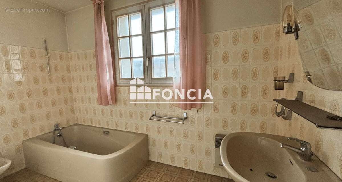 Maison à BEAUMONT-SUR-SARTHE