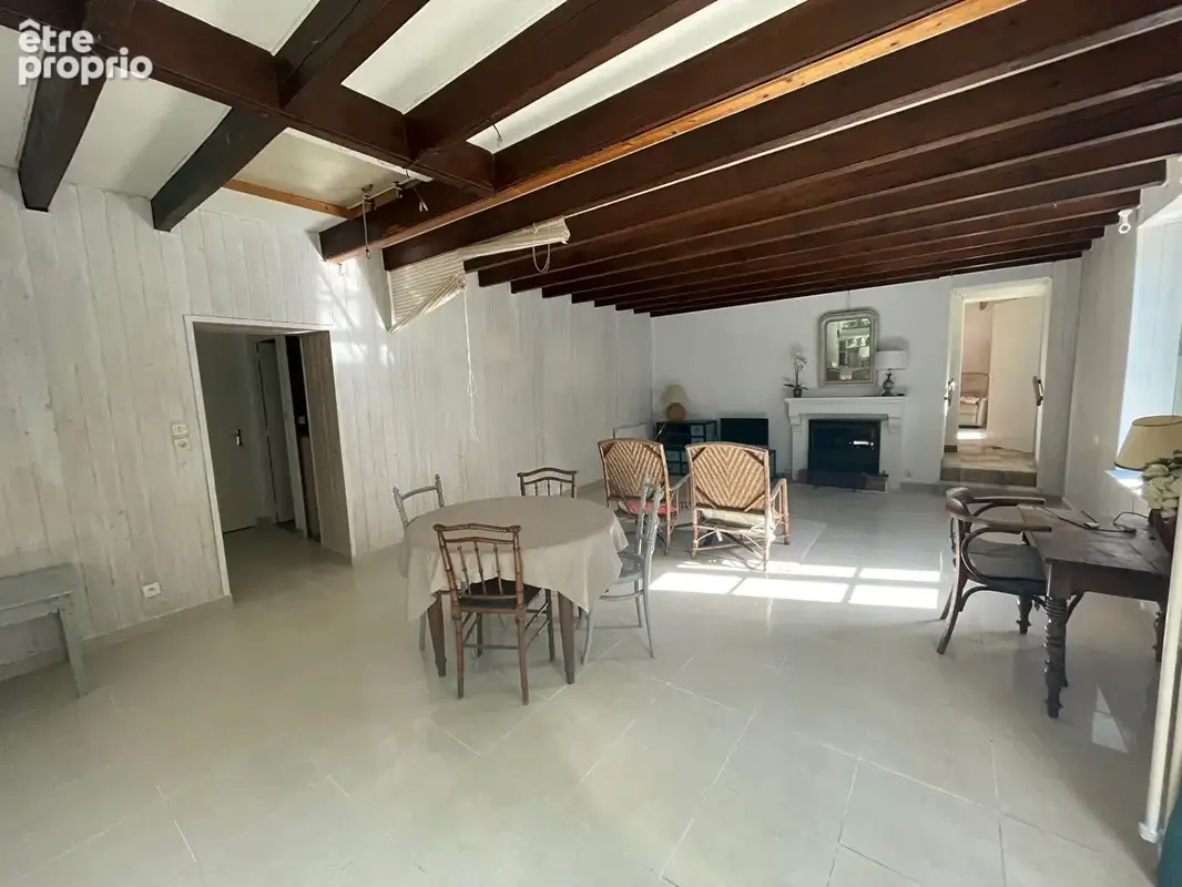 Pouillé - Maison Poitevine 6 pièce(s) 189 m2 - photo 9