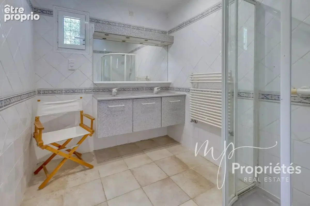 A VENDRE Maison  Rayol Canadel sur Mer. Propriété 300m² vue mer piscine proche plage - photo 27