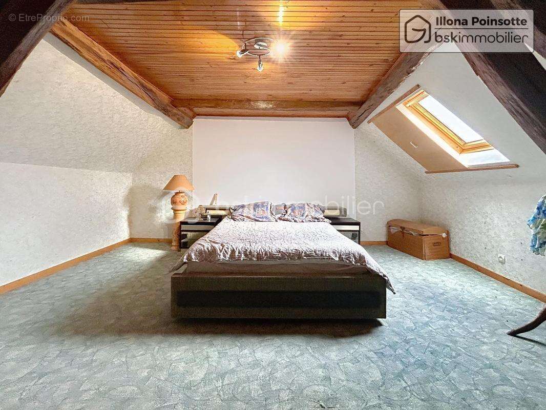 Maison 4 chambres de 106 m² à Tonnerre (Vaulichères) - photo 12