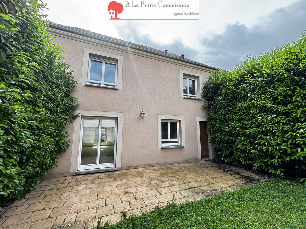 Maison à LEVES