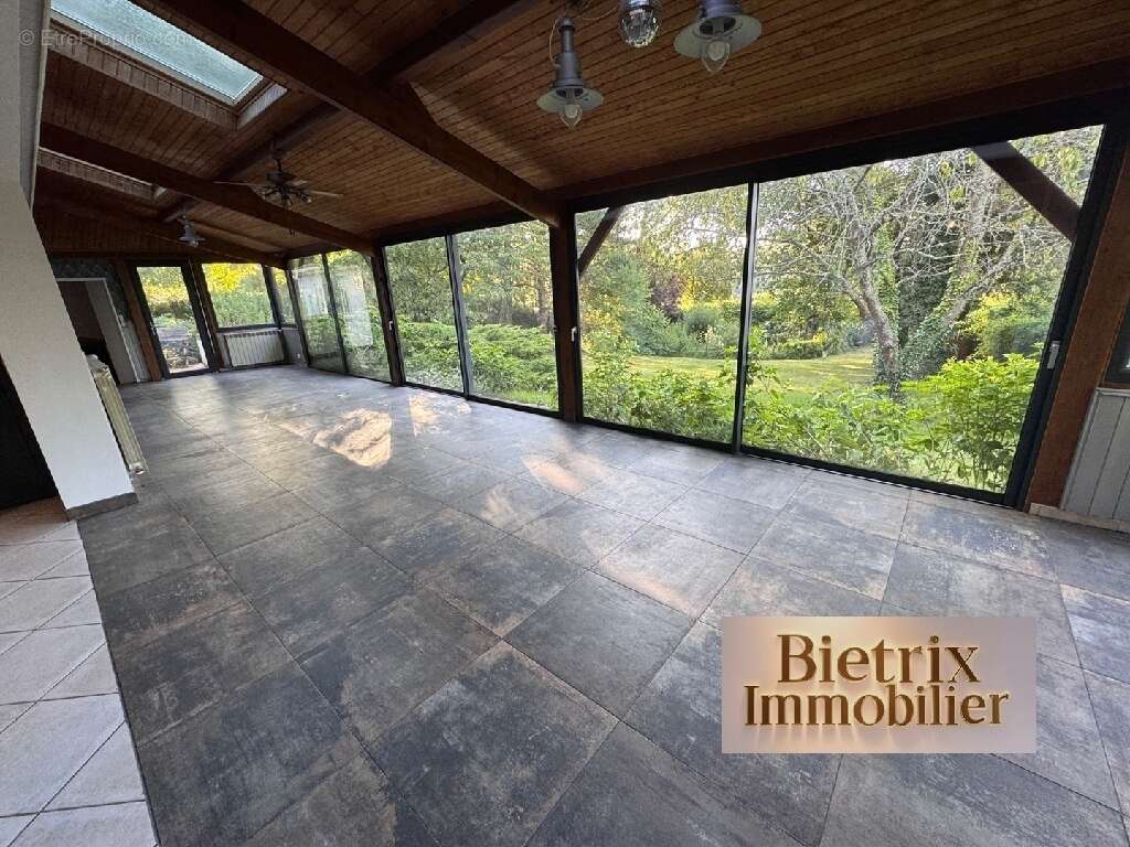 Maison à CHAMPAGNE-SUR-OISE