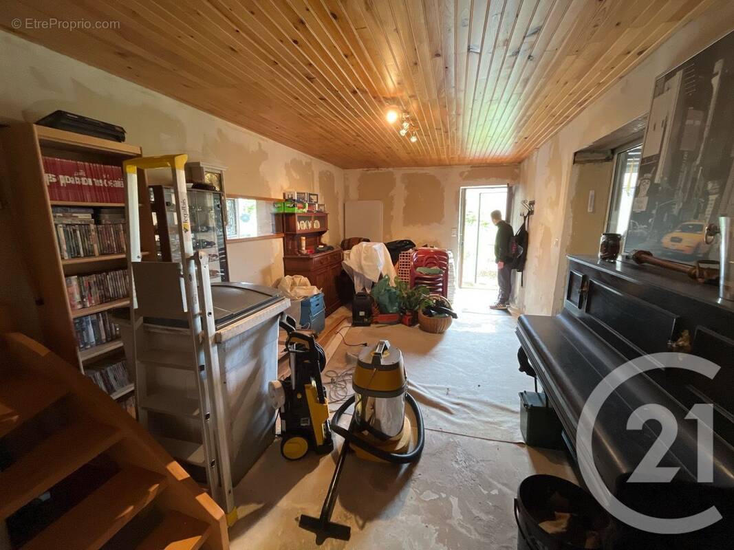 Maison 118 m² à Entrains-Sur-Nohain  - photo 9