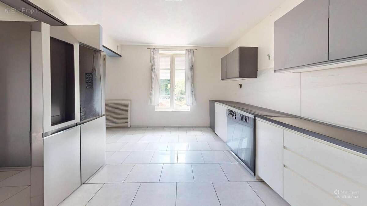 RARE SUR LE SECTEUR – Maison familiale avec grands volumes et cadre de vie exceptionnel - photo 5