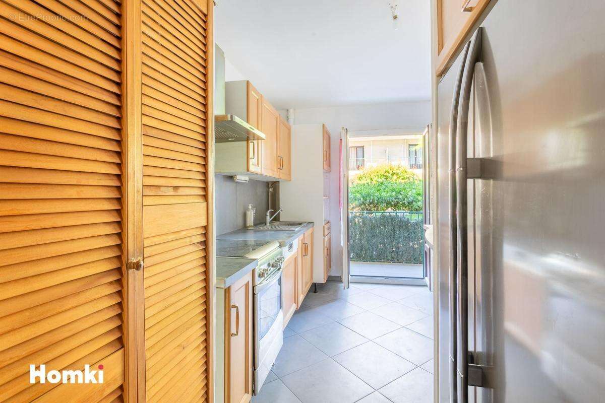Appartement à MARSEILLE-12E