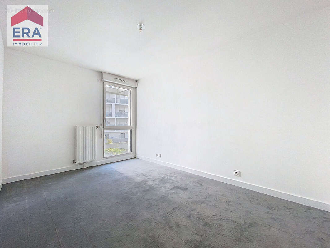 Appartement à IVRY-SUR-SEINE
