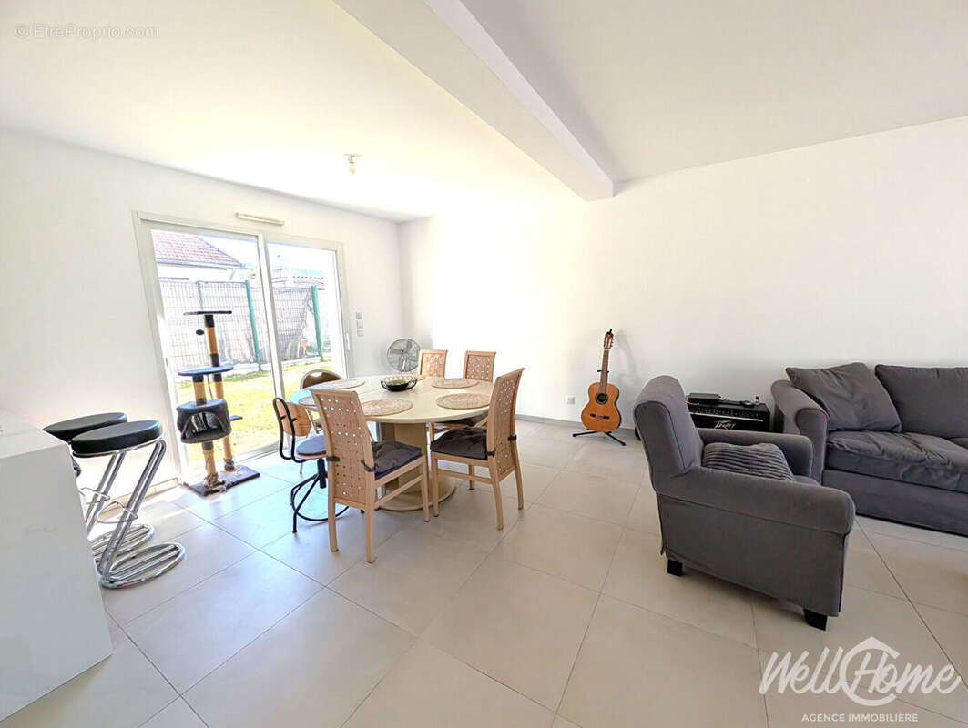 Maison à SAINT-OUEN-L'AUMONE