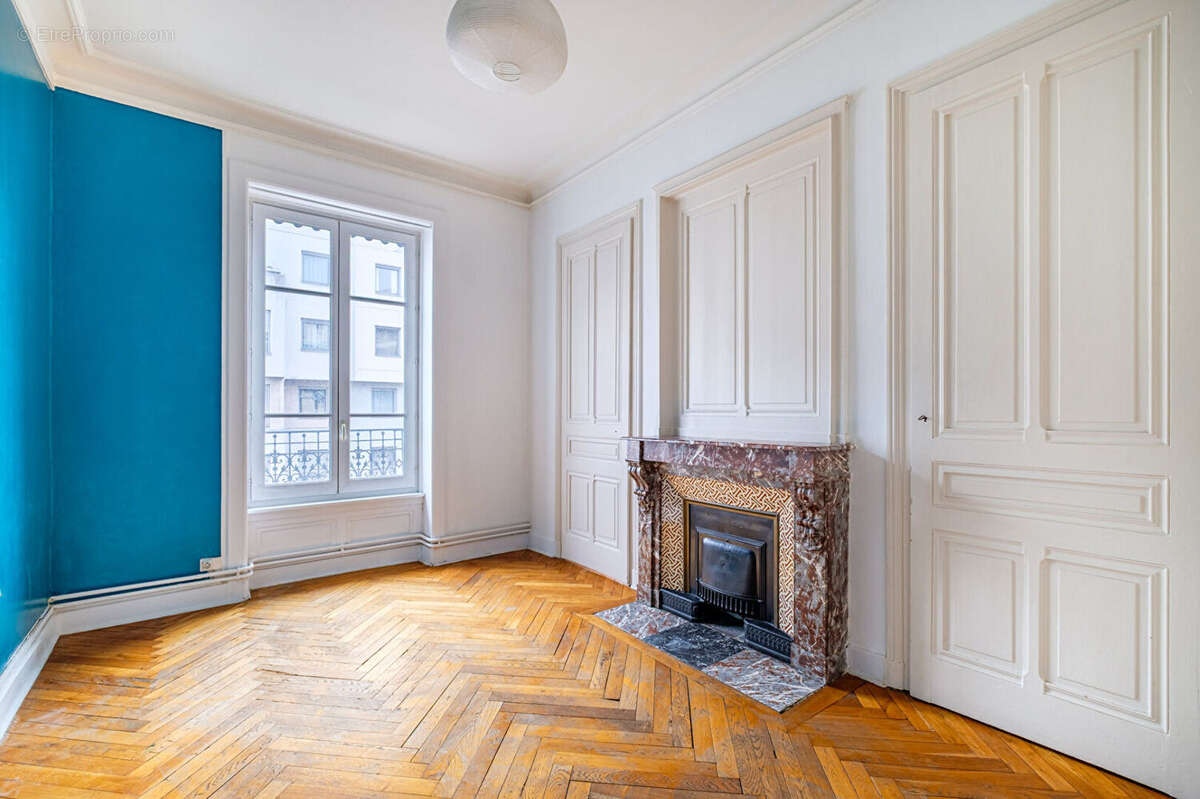 Appartement à LYON-6E