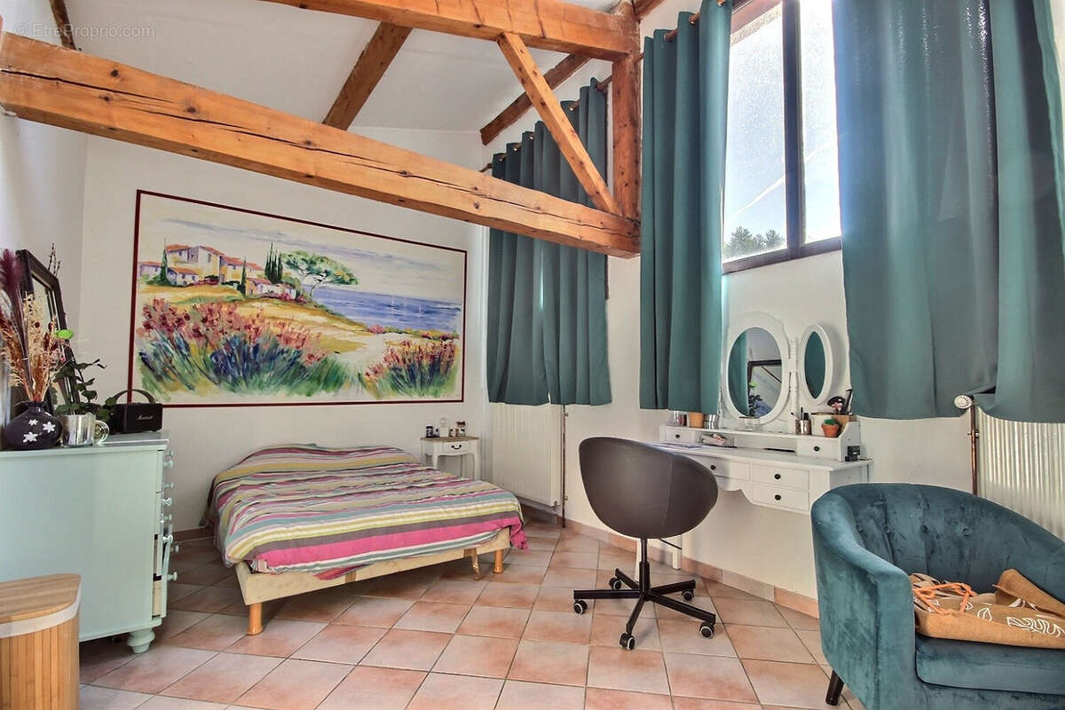 Maison à BELLEGARDE-EN-FOREZ
