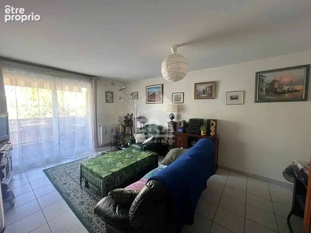 Appartement 69m² à villefontaine - photo 2