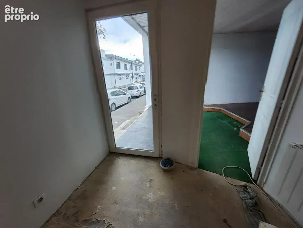 Bien Commercial À Vendre - photo 6