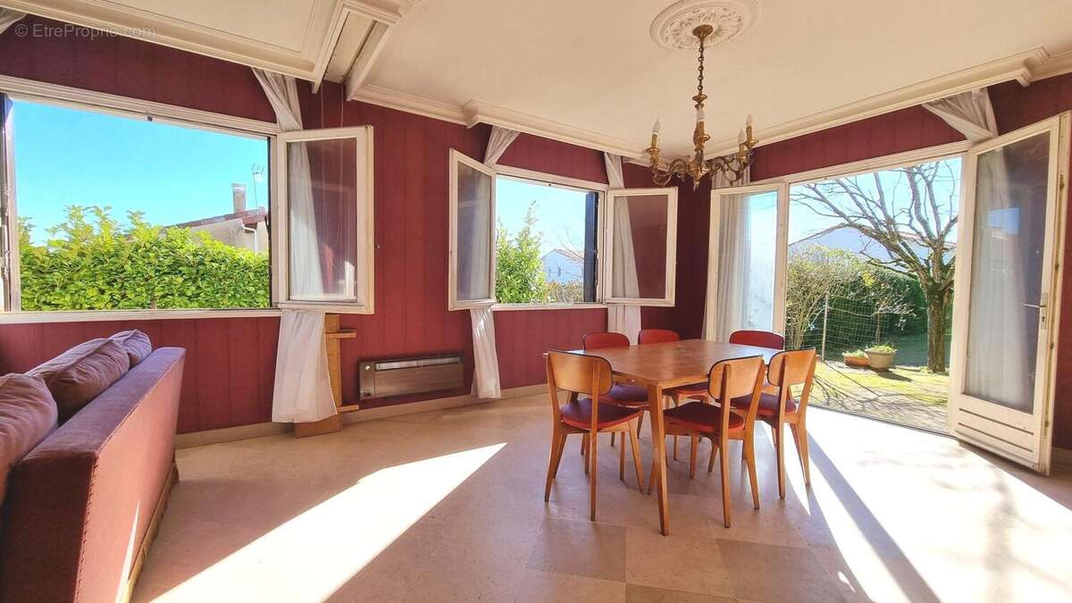 Maison à EAUNES