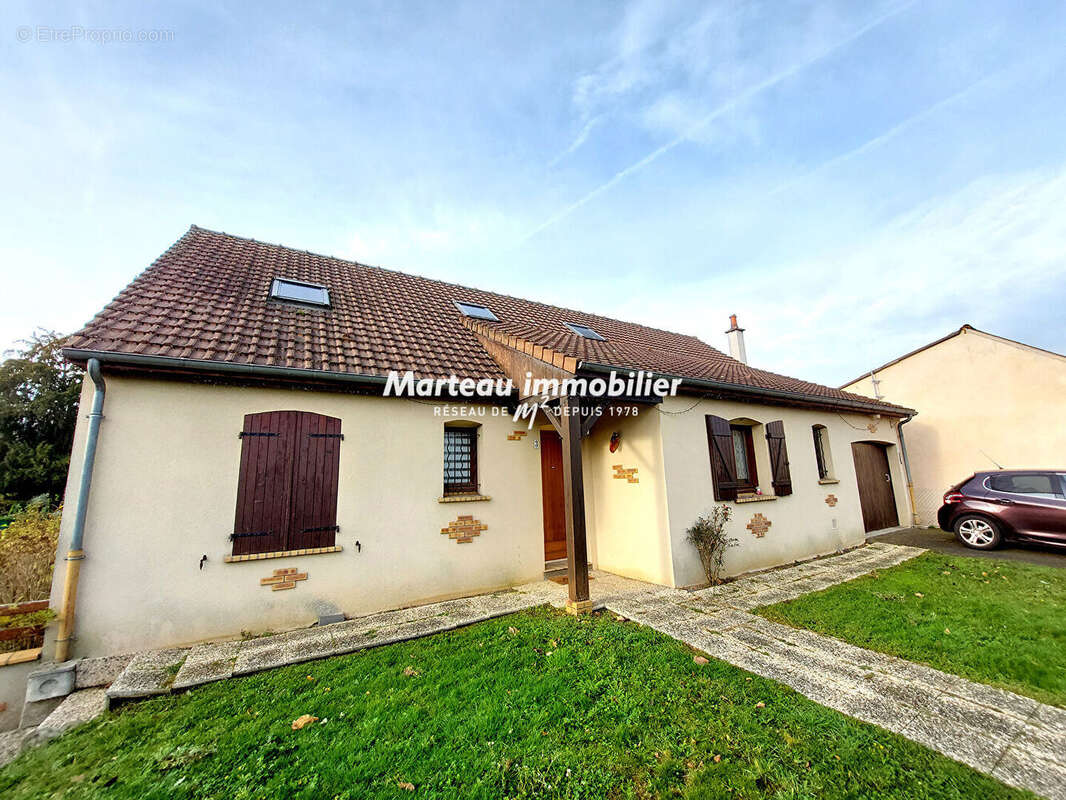 Maison à COULAINES