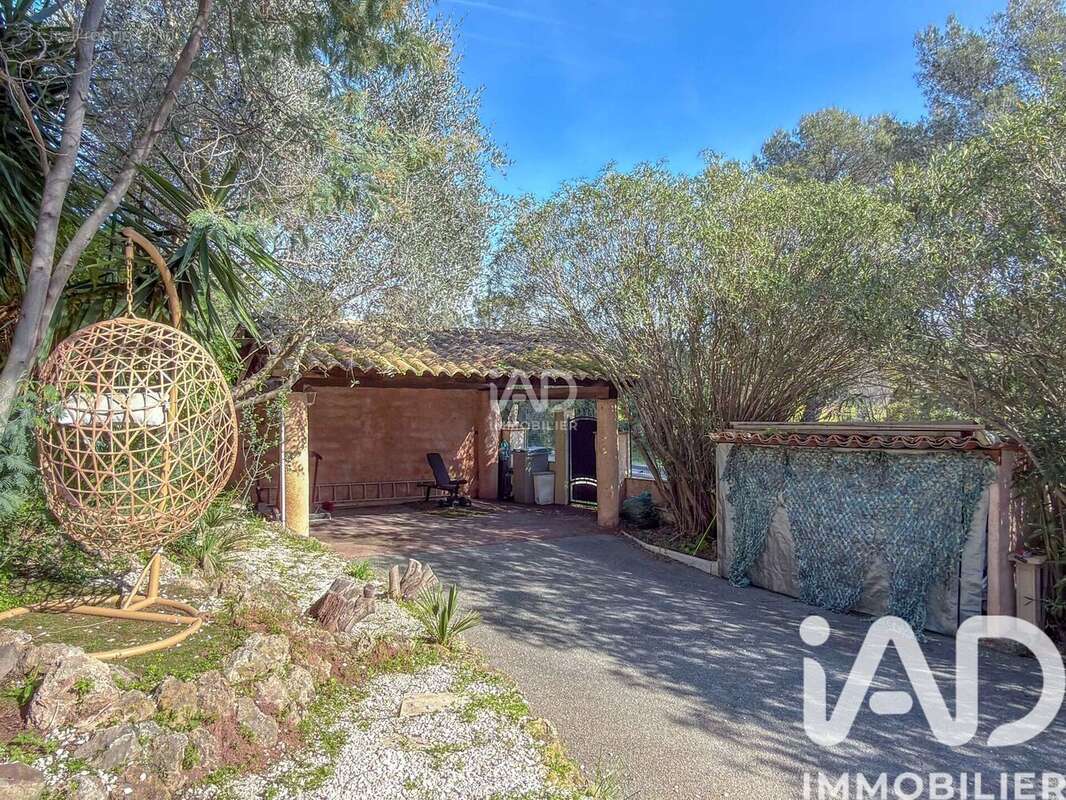 Photo 6 - Maison à FREJUS