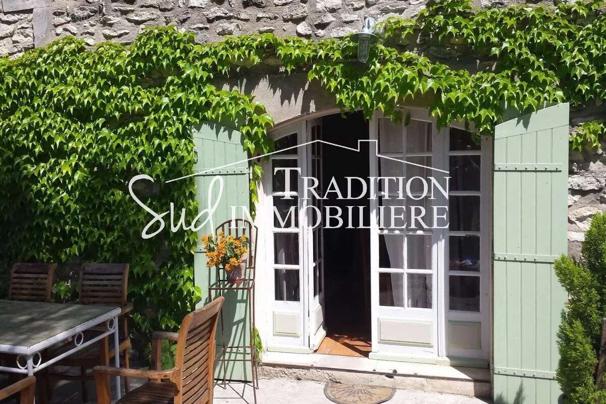 Maison à SAINT-REMY-DE-PROVENCE