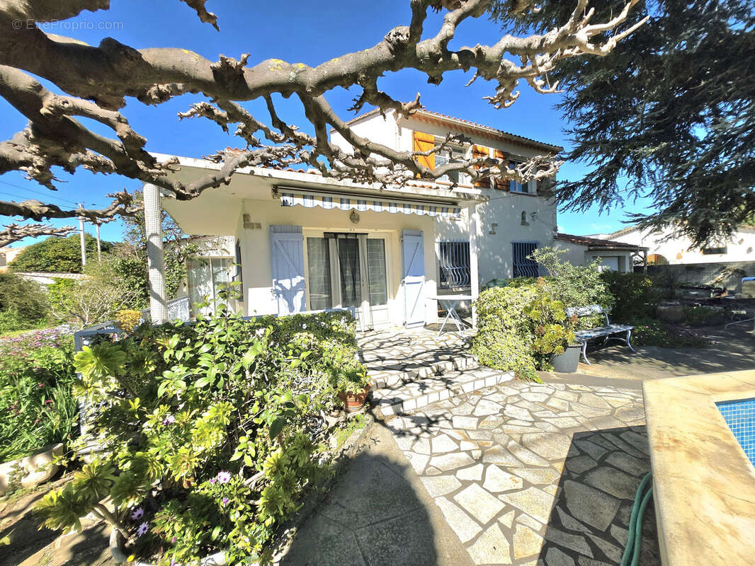 Maison à SIX-FOURS-LES-PLAGES