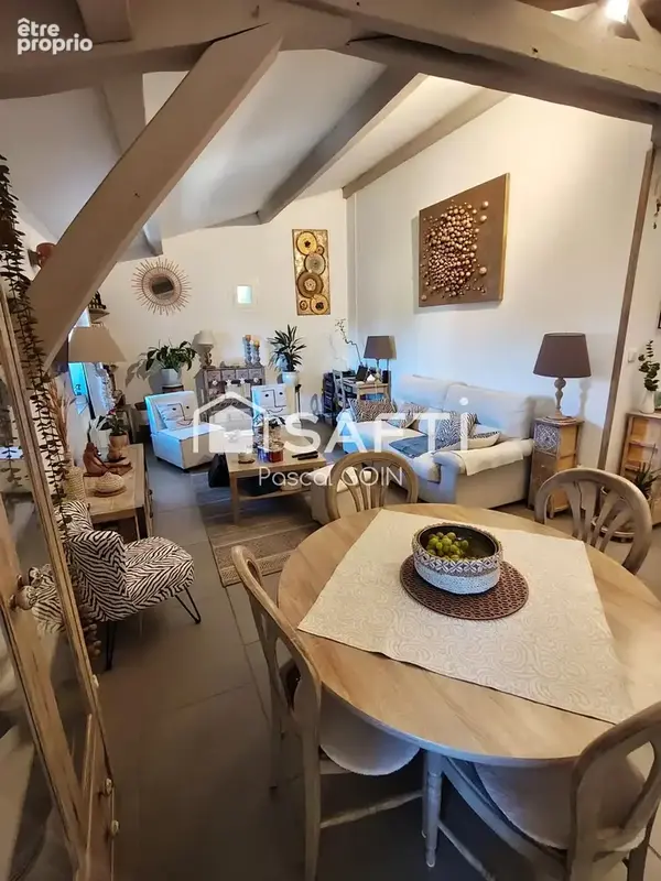 Photo 1 - Maison à SAINT-JEAN-DE-MARUEJOLS-ET-AVEJAN