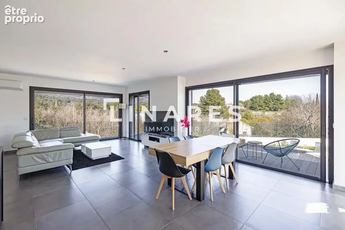 LA VERDOYANTE - Villa T5 de 180m² -  Piscine - Garage de 33m² - Terrain 1280m² - 13011 EOURES - photo 3