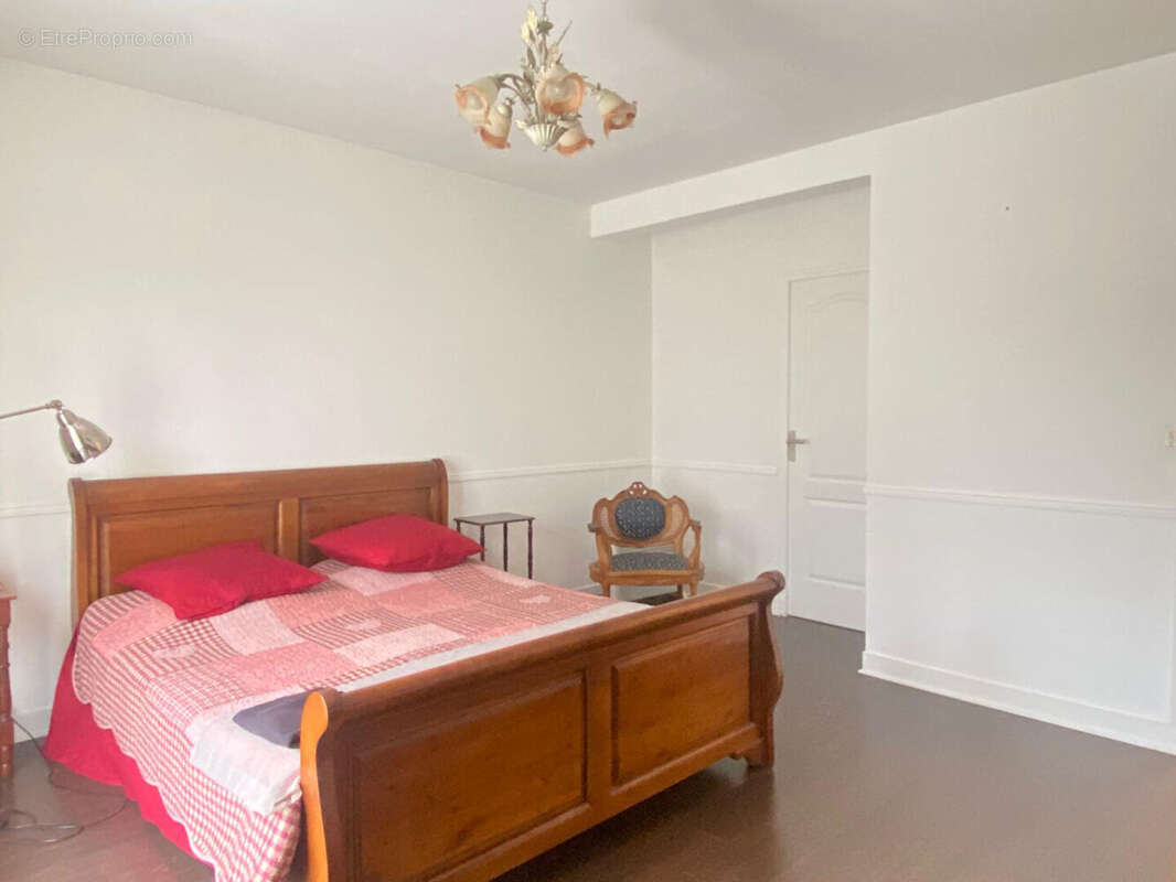 Maison à MEZY-SUR-SEINE