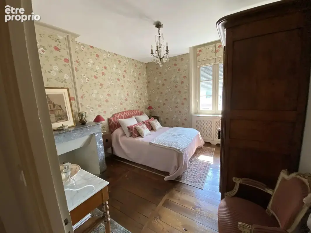 Elégante maison de ville ou opportunité commerciale - photo 8