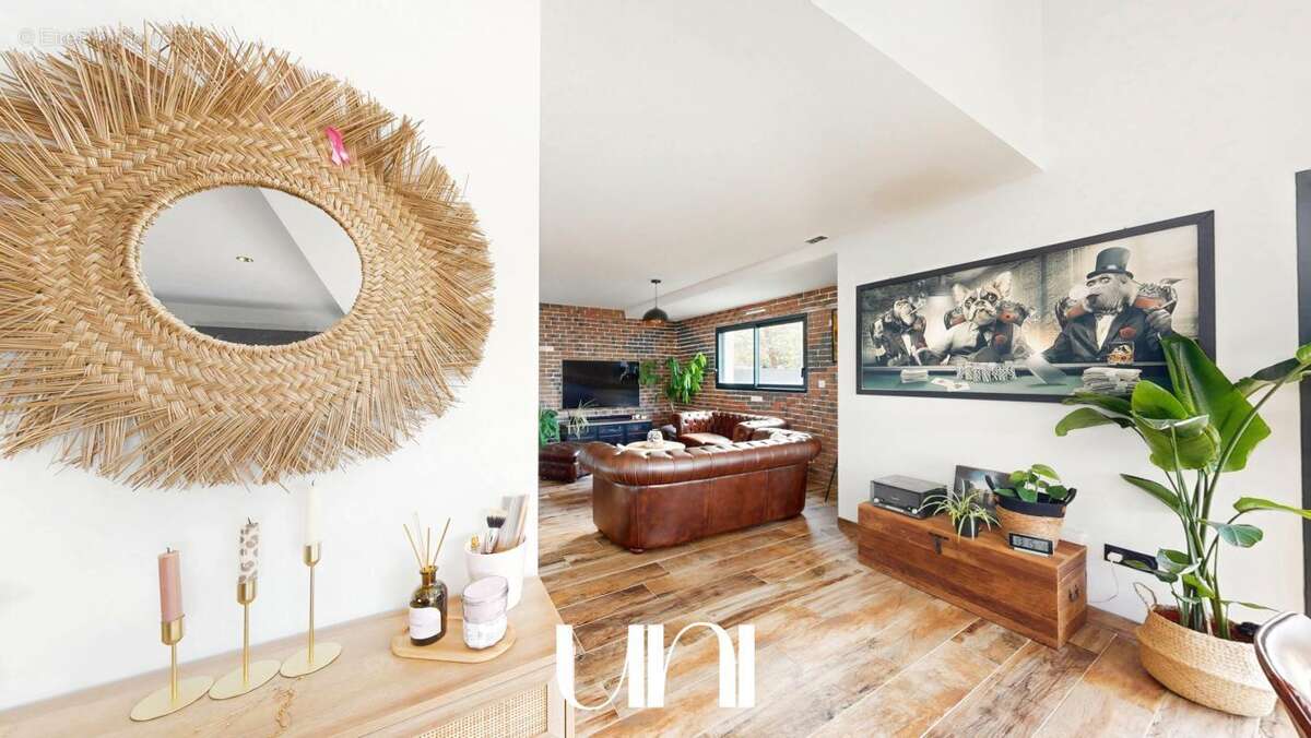 Maison à SAINT-MARTIN-DES-ENTREES