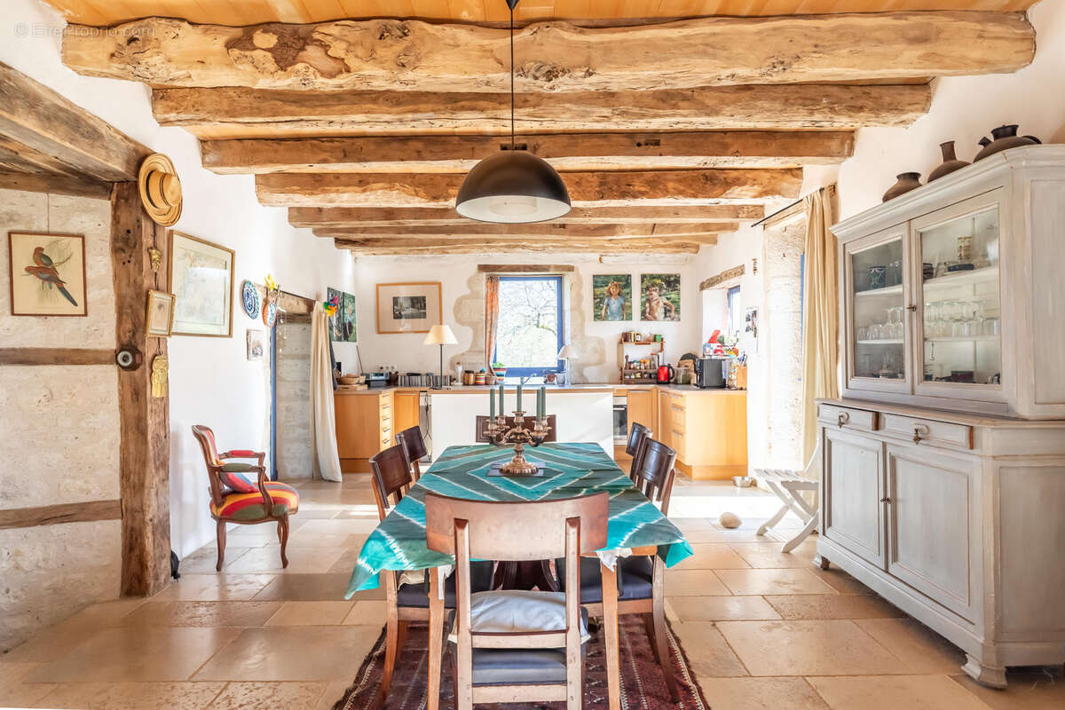 Maison à SAINT-MAURIN