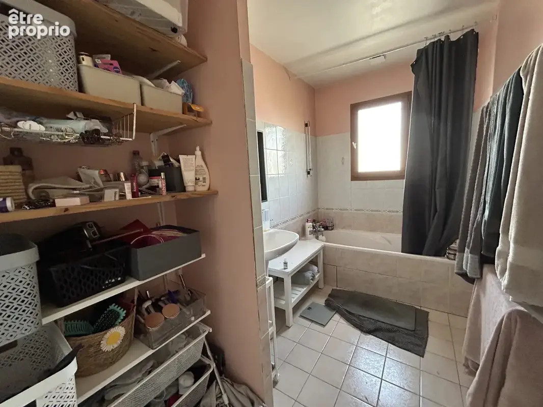 Maison de plain-pied avec terrain de 2520m2 clôturé - photo 6