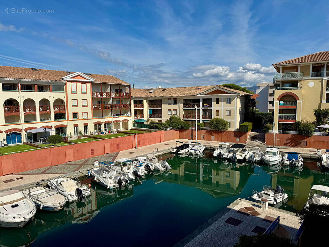 Appartement à FREJUS