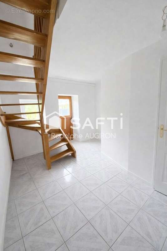 Maison 140 m² à La Colombe  - photo 7