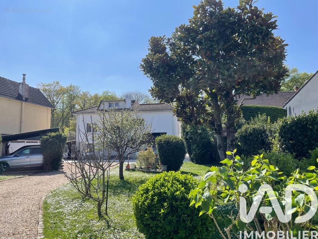 Photo 1 - Maison à YERRES