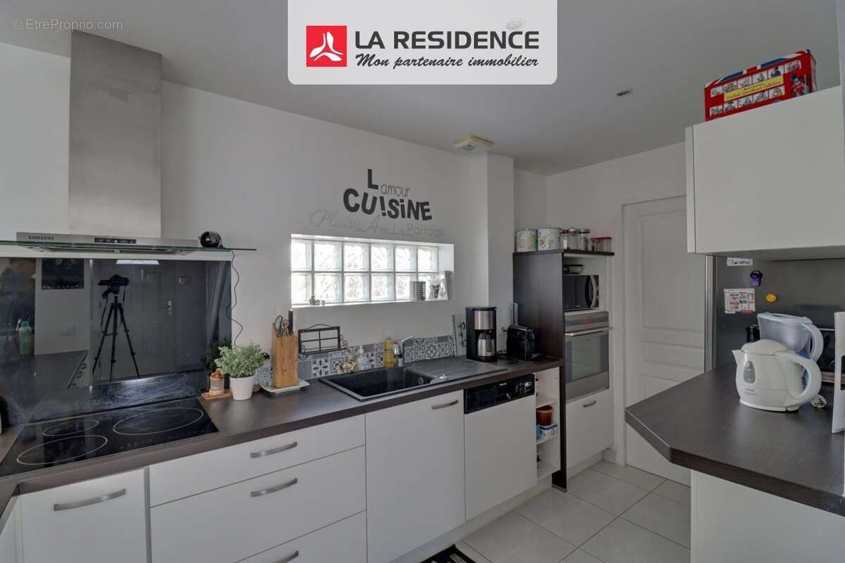 Maison à VERNEUIL-SUR-SEINE