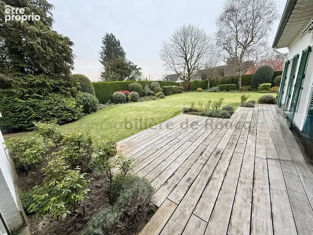 Photo Maison à Linselles au prix de 590 000€