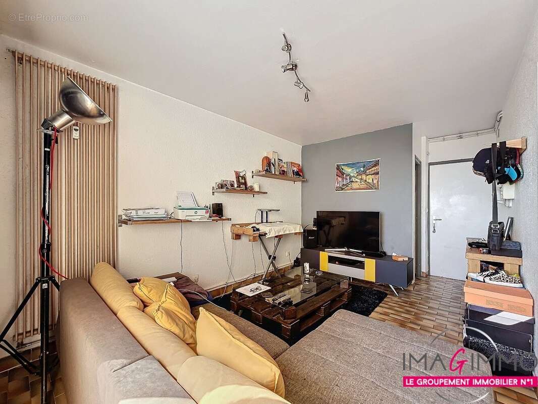 Appartement à CANDILLARGUES