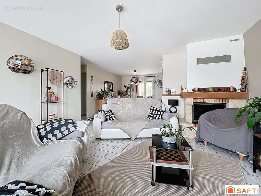 Photo 3 - Maison à BOUZY-LA-FORET