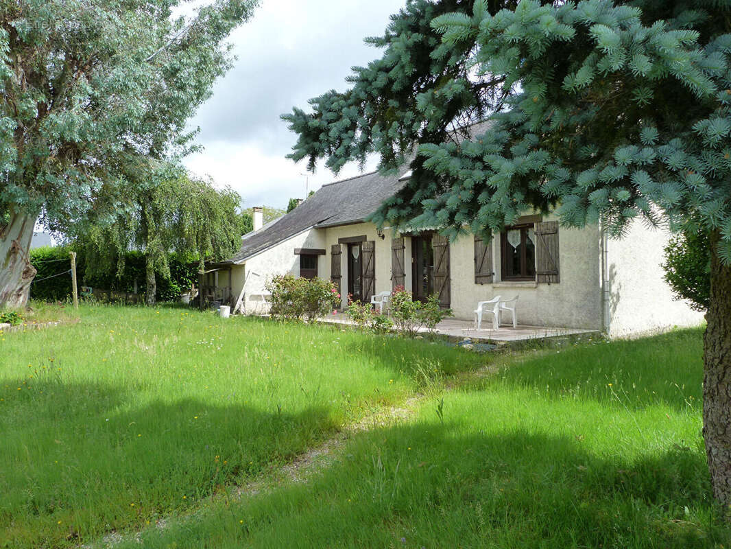 Maison à LAUBRIERES