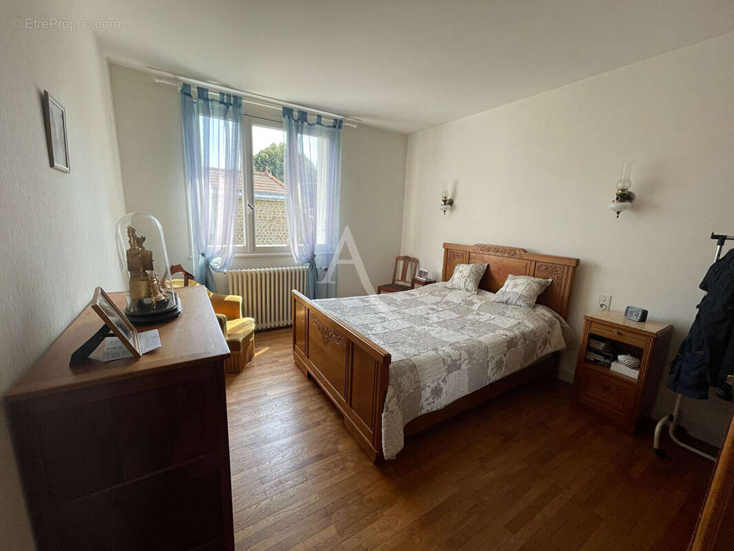 Maison à FONTENAY-LE-COMTE